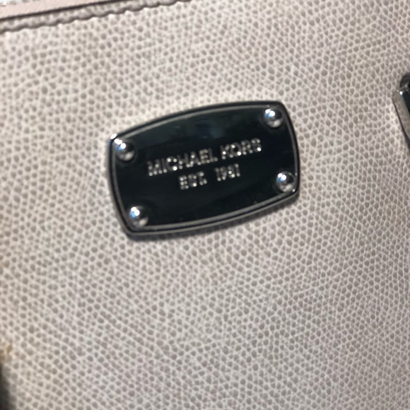 Michael Kors Bag - Picture 7 of 10